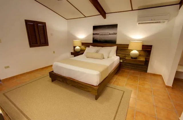 El Morro Eco Adventure Hotel montecriti room bed king size